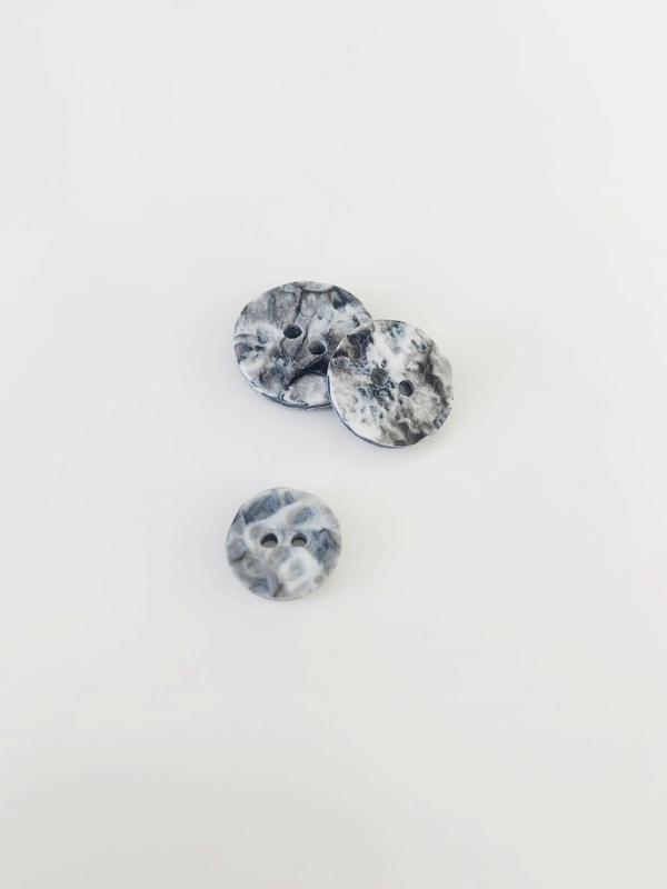 Botón Tipo piedra gris