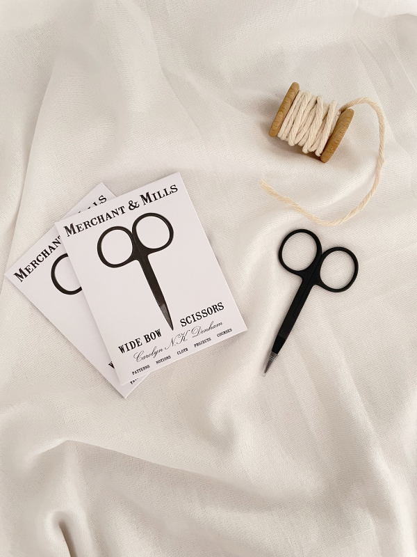 Wide Bow Scissor Merchant & Mills